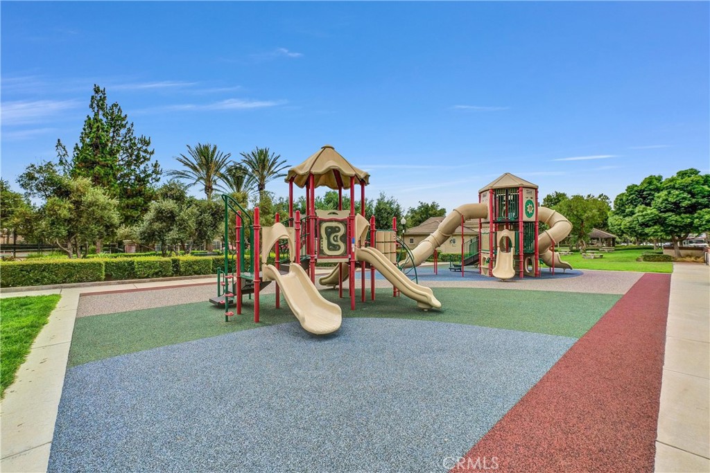 5584 Kate Way 10 Property Photo 37