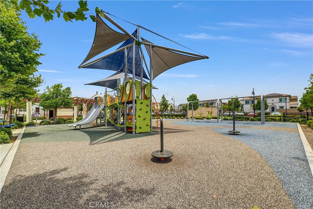 5584 Kate Way 10 Property Photo 38