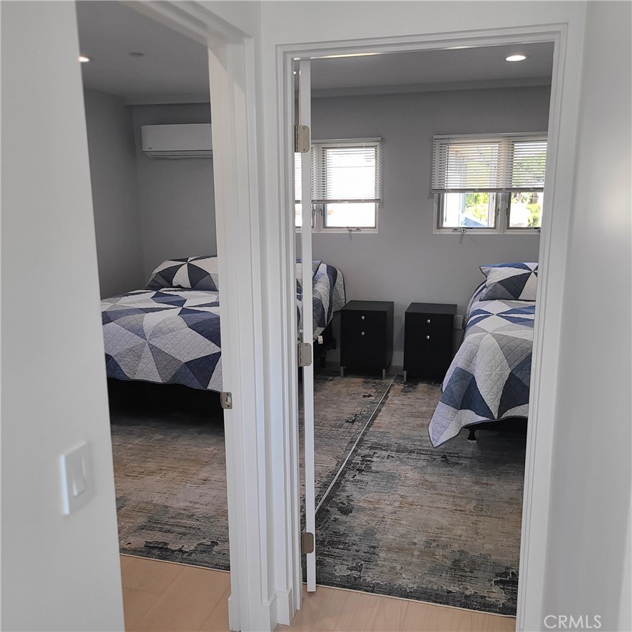 2504 23rd Street B Property Photo 15