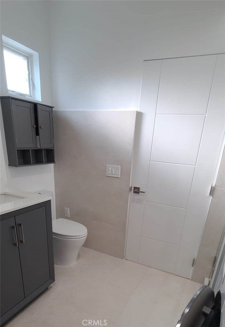 2504 23rd Street B Property Photo 20