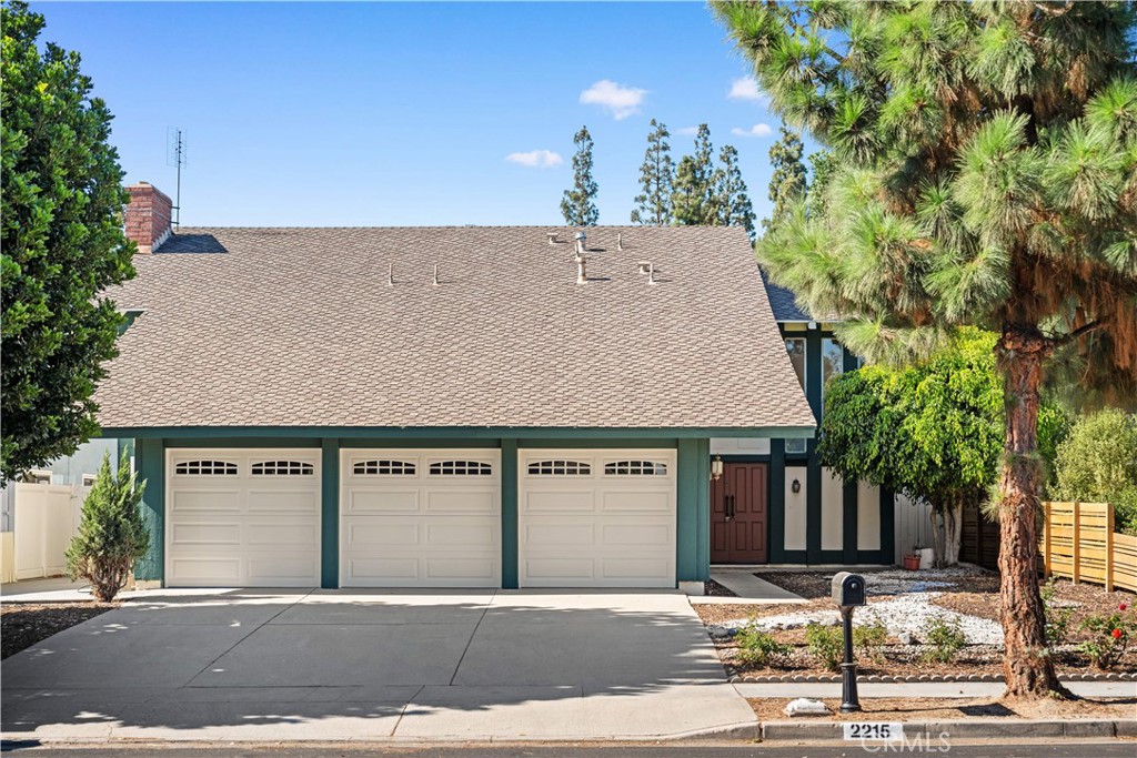 2215 Old Creek Lane Property Photo 1