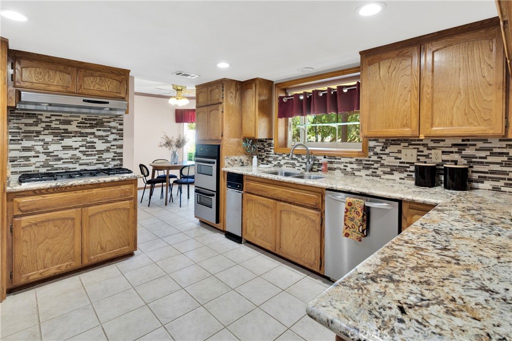 17168 Ryeland Road Property Photo 17