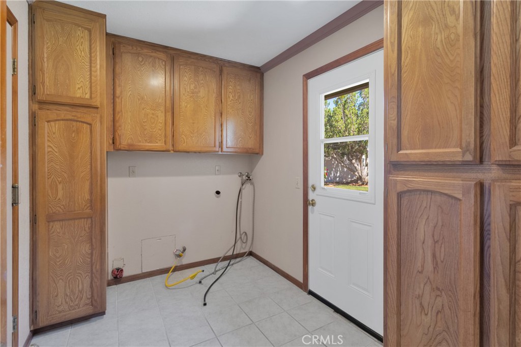 17168 Ryeland Road Property Photo 20