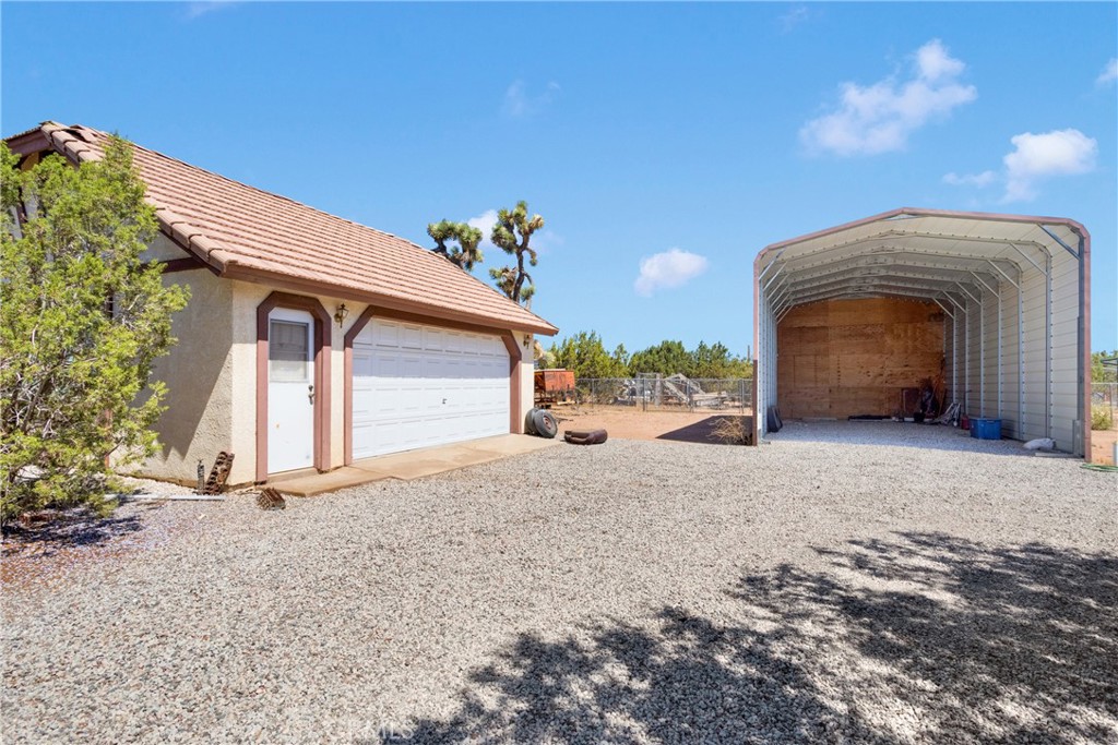 17168 Ryeland Road Property Photo 30