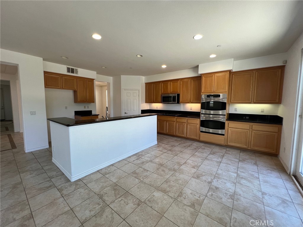 15688 Portenza Drive Property Photo 13