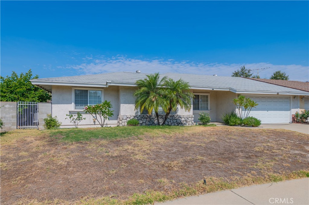 1735 S Banna Avenue Property Photo 1