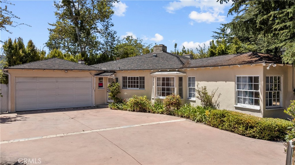 11120 W Sunset Boulevard Property Photo 1