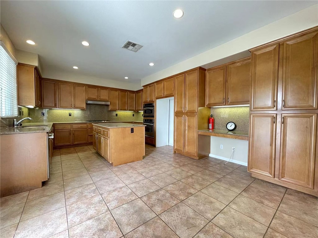 12761 Wild Horse Way Property Photo 6