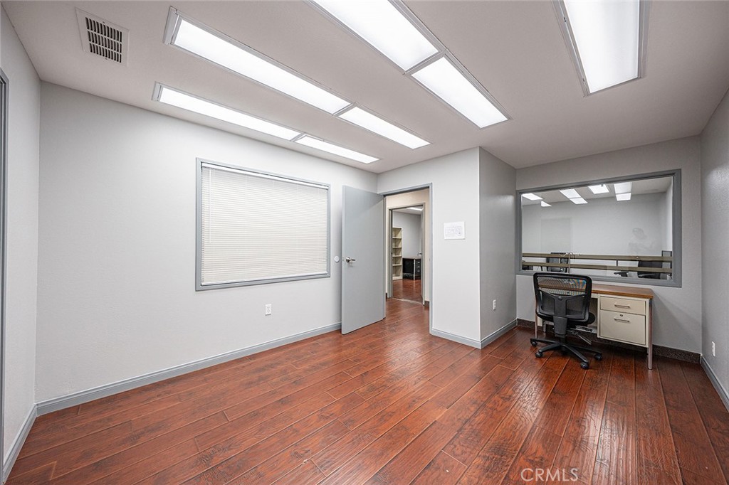 845 Meridian Street Property Photo 15