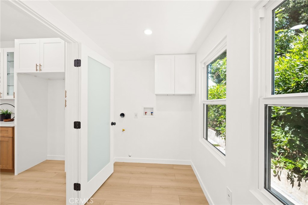 627 E Villa Street Property Photo 26