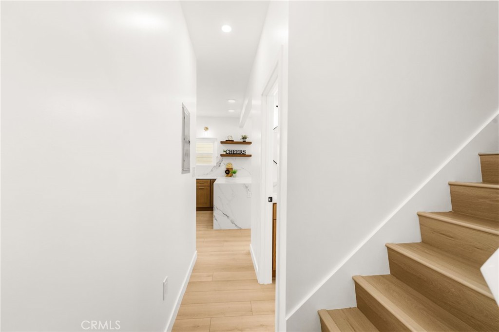 627 E Villa Street Property Photo 38