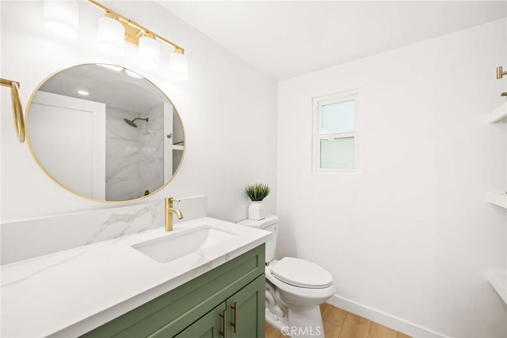 627 E Villa Street Property Photo 41