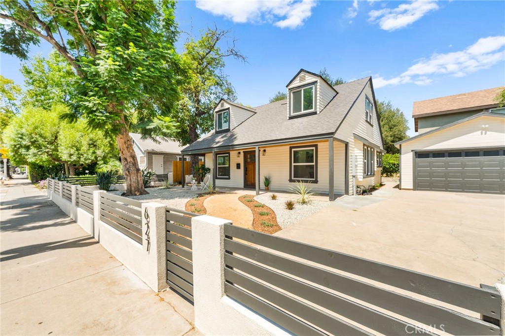 627 E Villa Street Property Photo 56