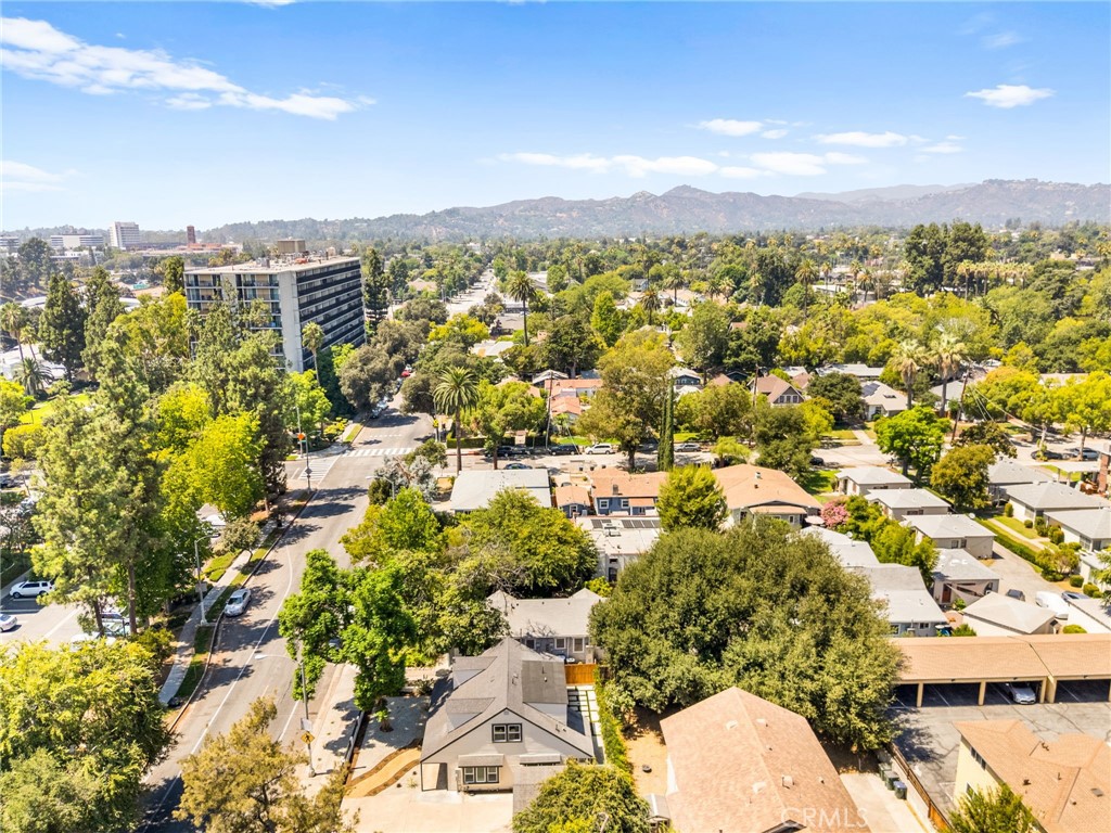 627 E Villa Street Property Photo 61