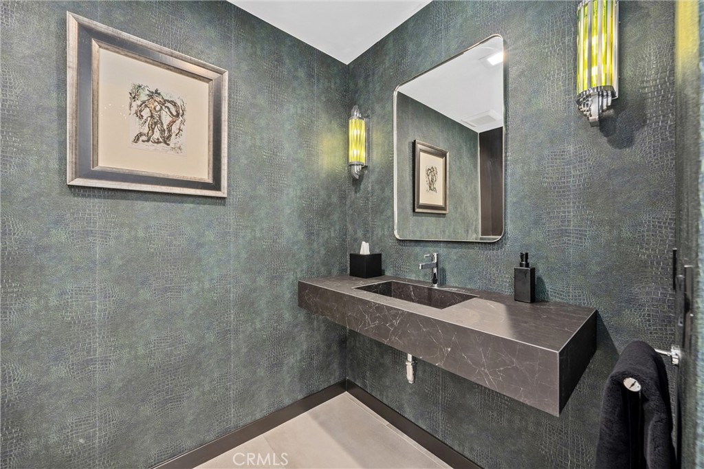 47090 Amir Drive Property Photo 14