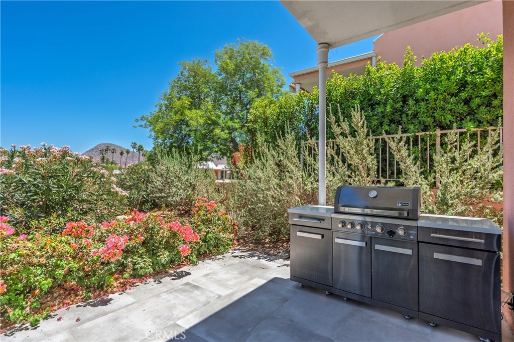47090 Amir Drive Property Photo 47