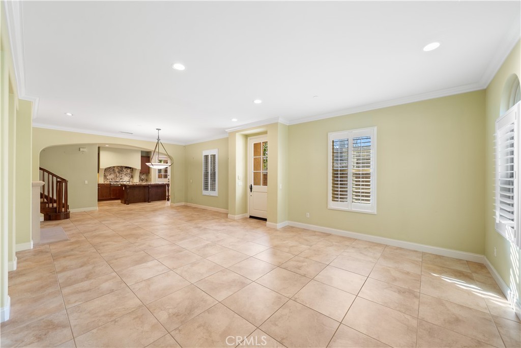 34 Upperbend Property Photo 7