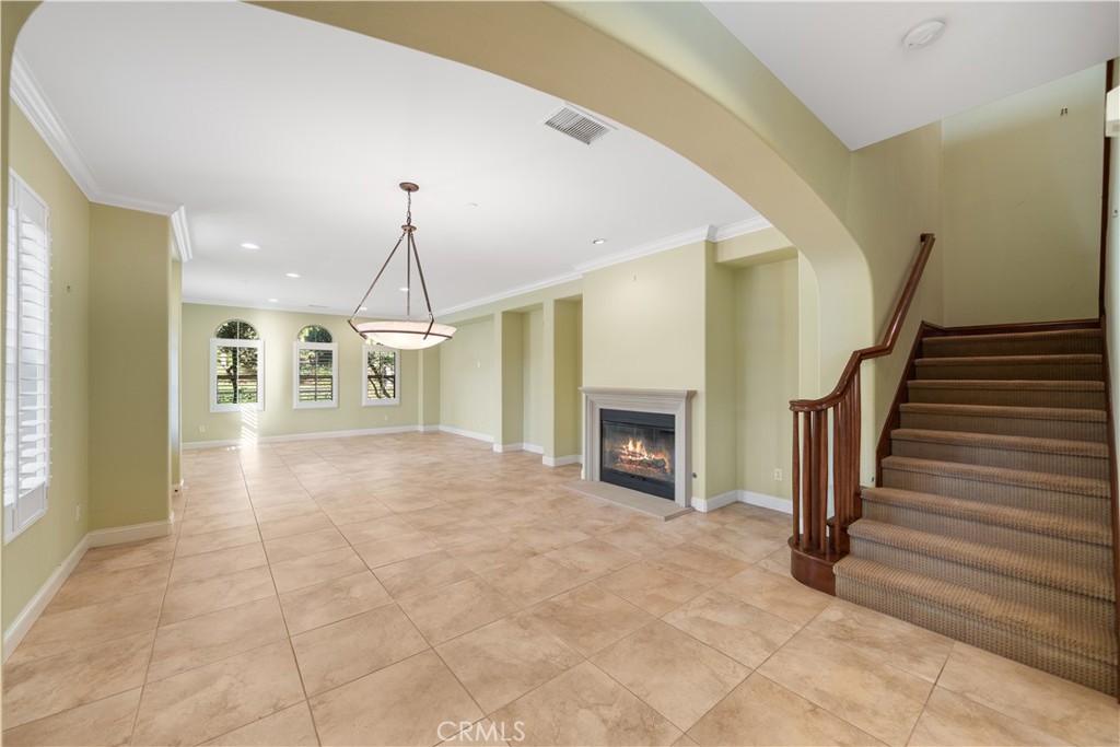 34 Upperbend Property Photo 9