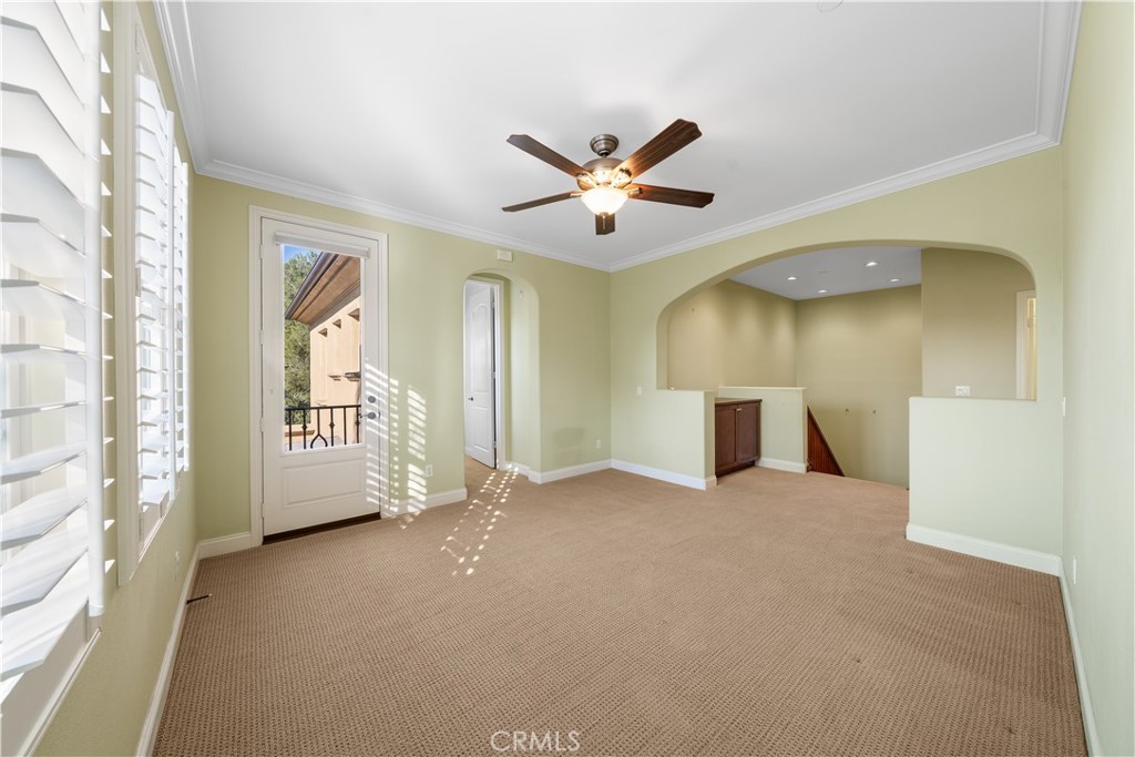 34 Upperbend Property Photo 17