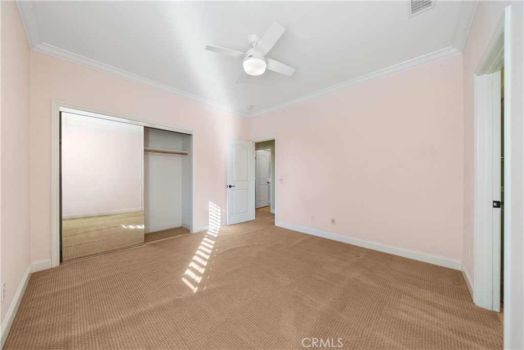 34 Upperbend Property Photo 26