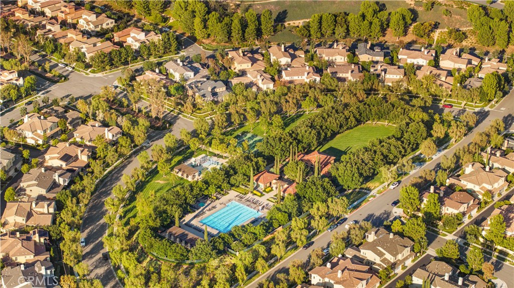 34 Upperbend Property Photo 37