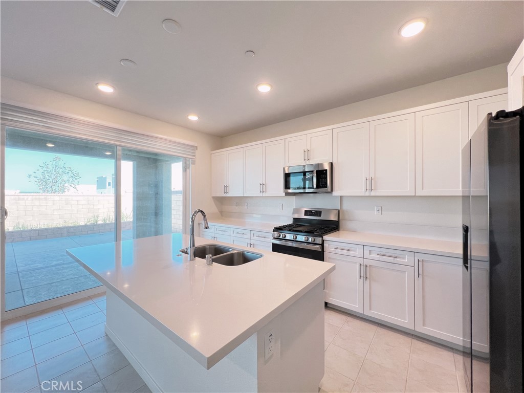 4664 S Piper Way Property Photo 4