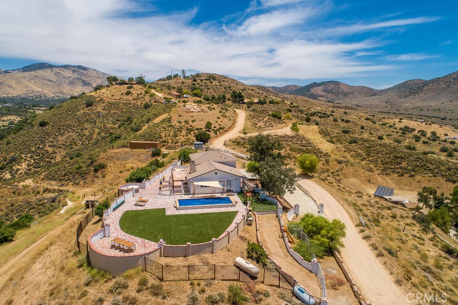 9175 Yucca Hills Property Photo 3