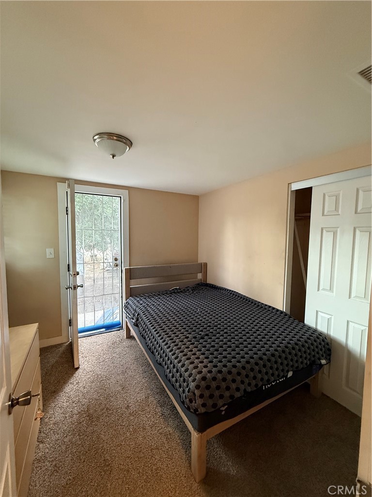 3040 N F St Property Photo 4
