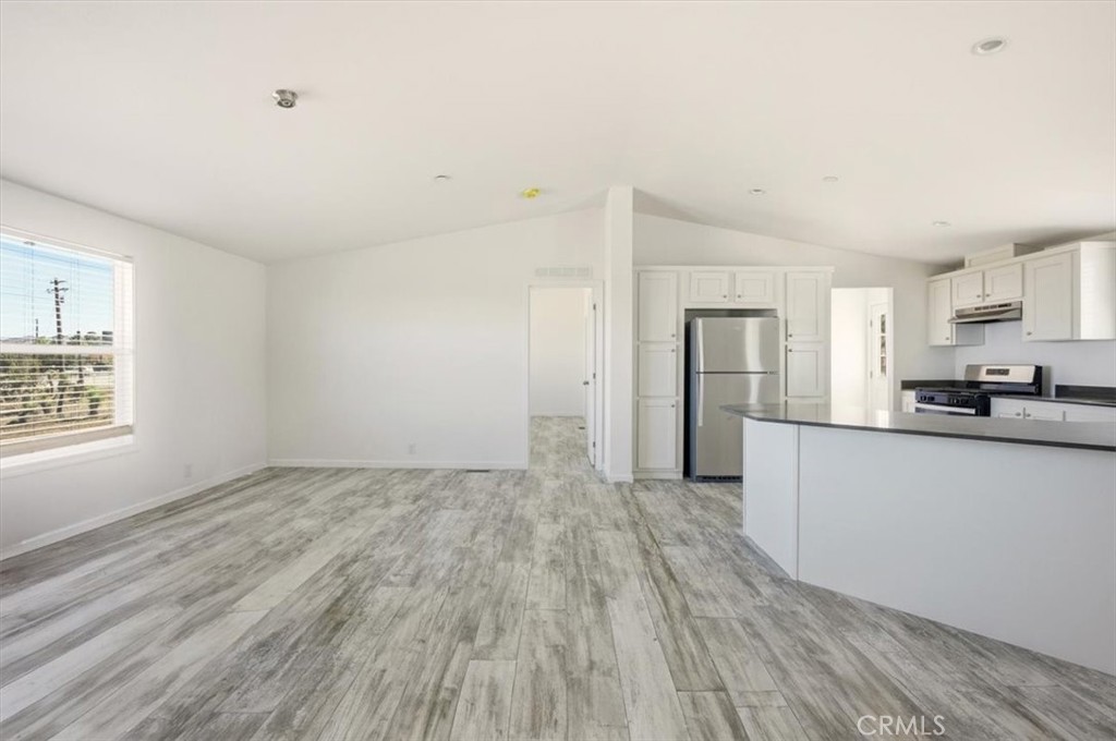 9622 Via Verde Avenue Property Photo 10