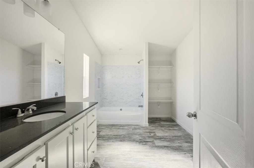 9622 Via Verde Avenue Property Photo 26