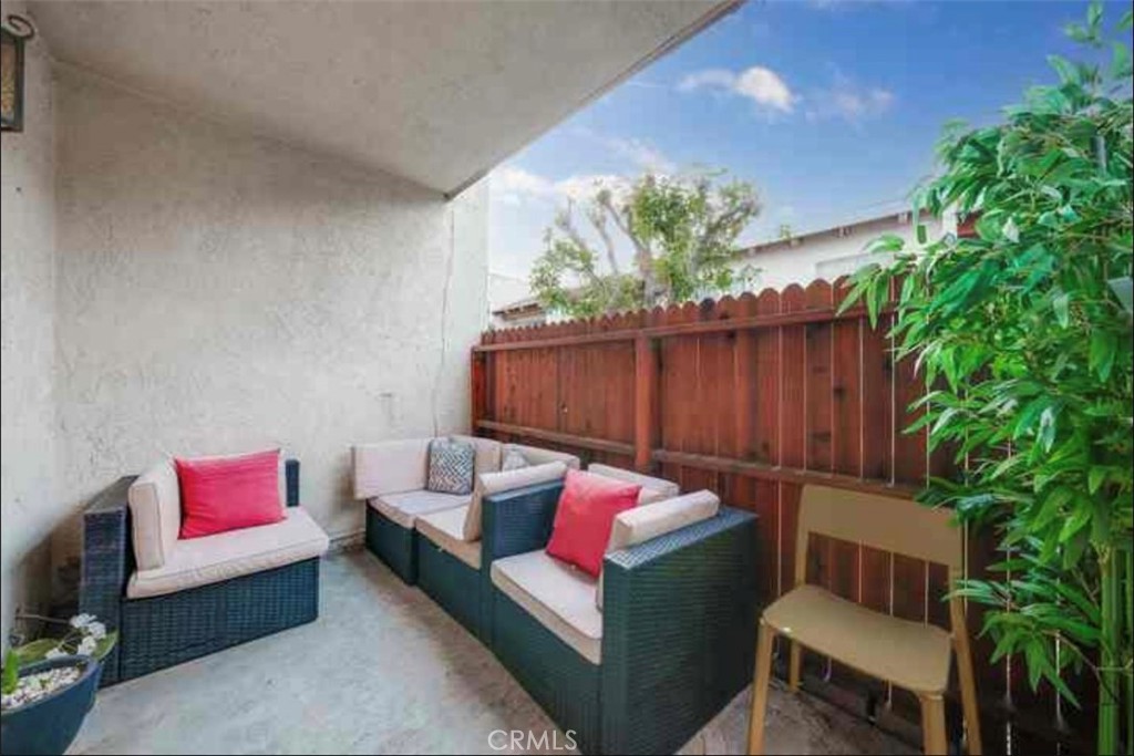 23617 Golden Springs Property Photo 12