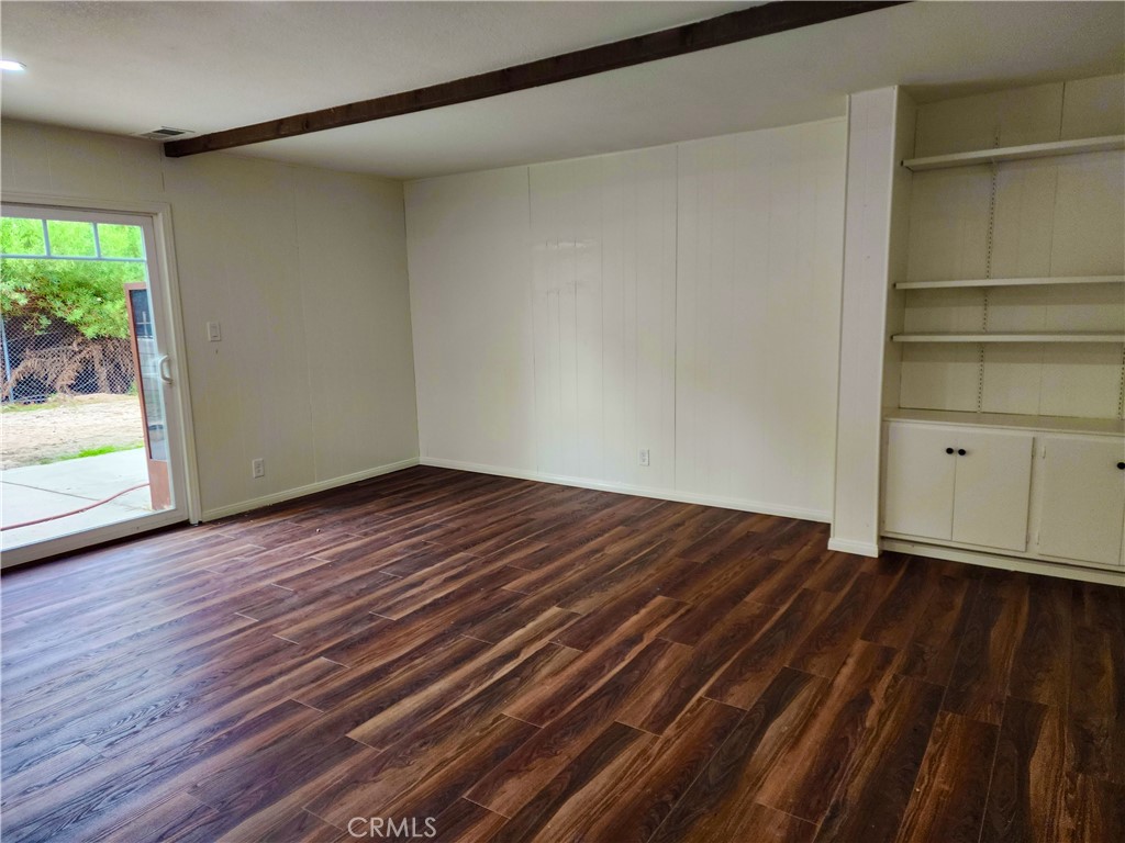 2523 Deerpark Drive Property Photo 9