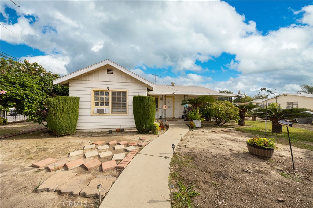 12203 Klingerman Street Property Photo