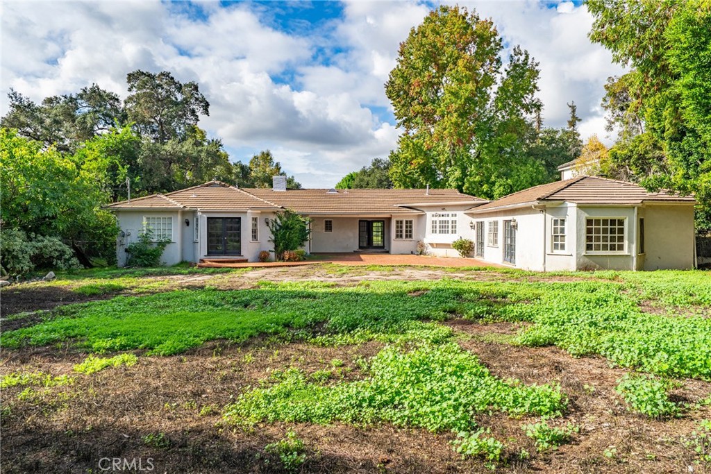 1210 Rodeo Road Property Photo