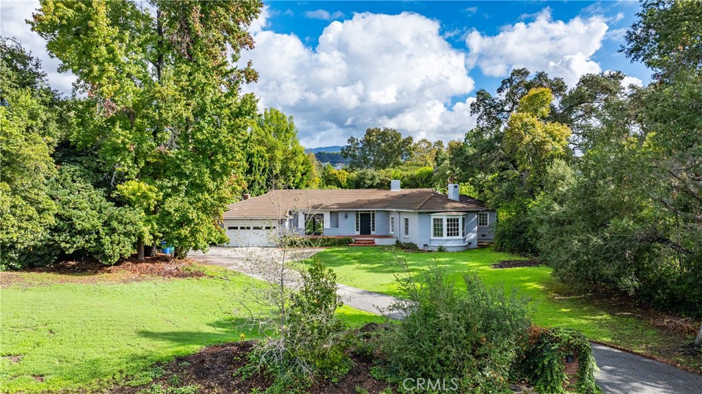 1210 Rodeo Road Property Photo 35
