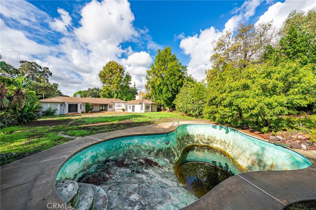 1210 Rodeo Road Property Photo 44