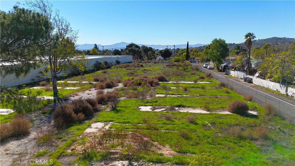 5934 Mission Property Photo 23