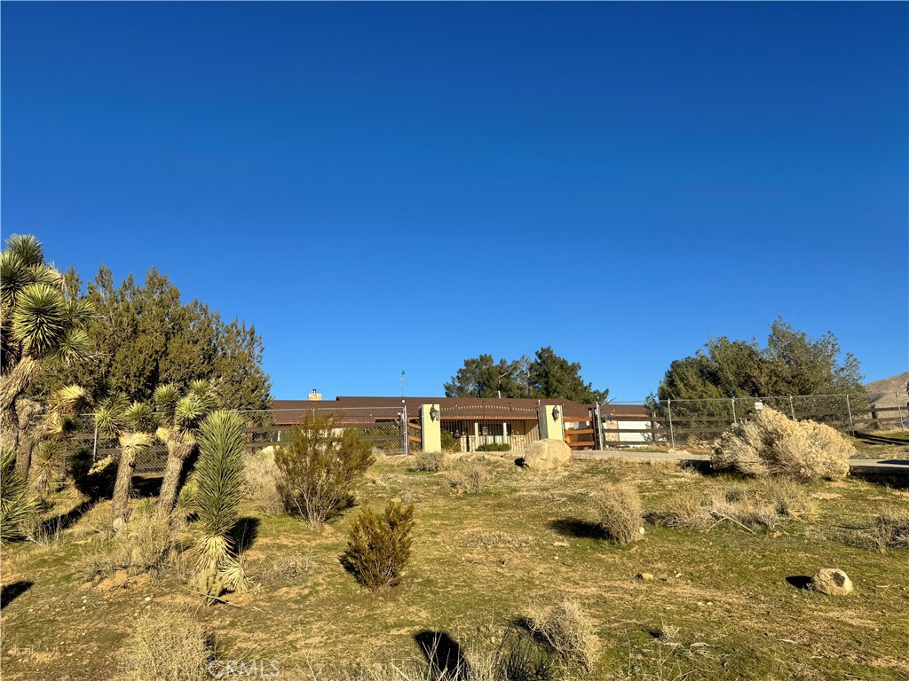 19574 Happy Valley Property Photo 2