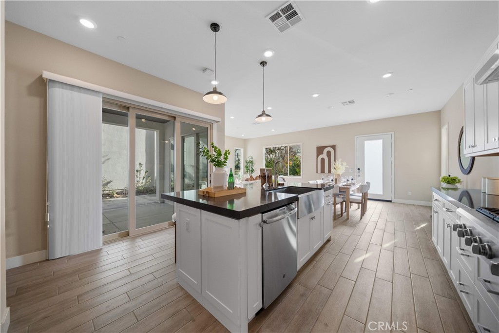 157 Scale Property Photo 23