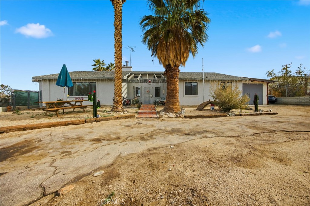 7725 Sahara Property Photo 1