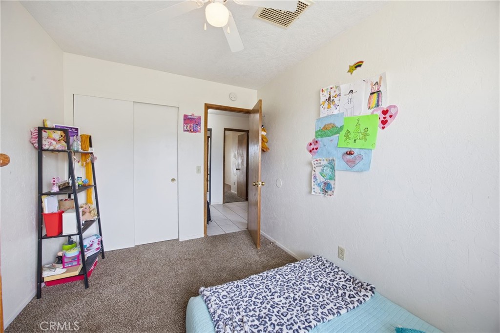 7725 Sahara Property Photo 19