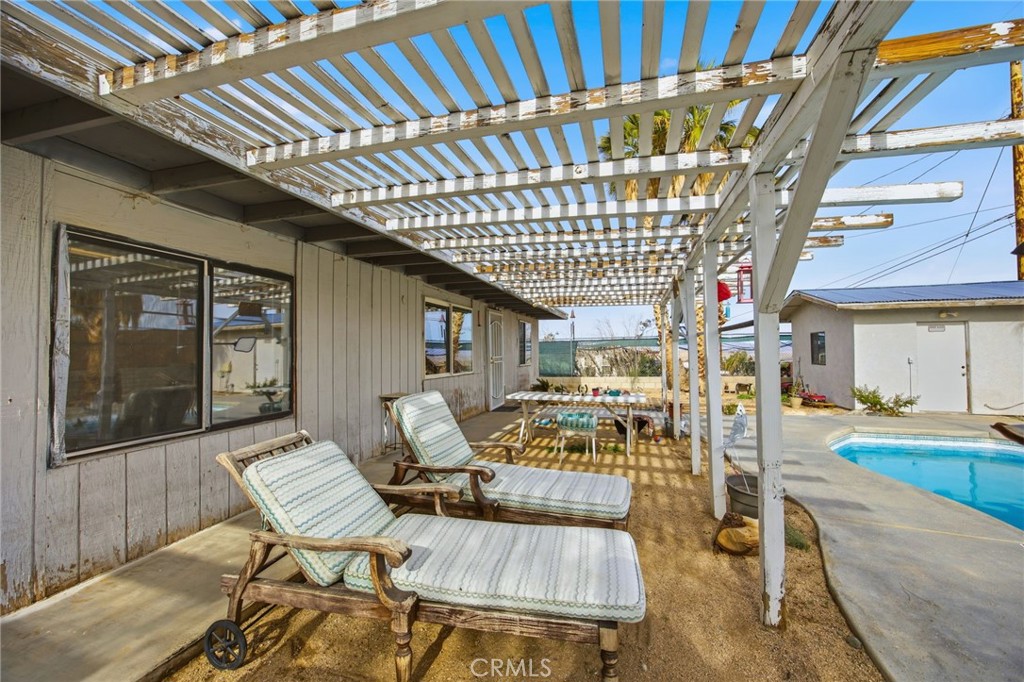 7725 Sahara Property Photo 22