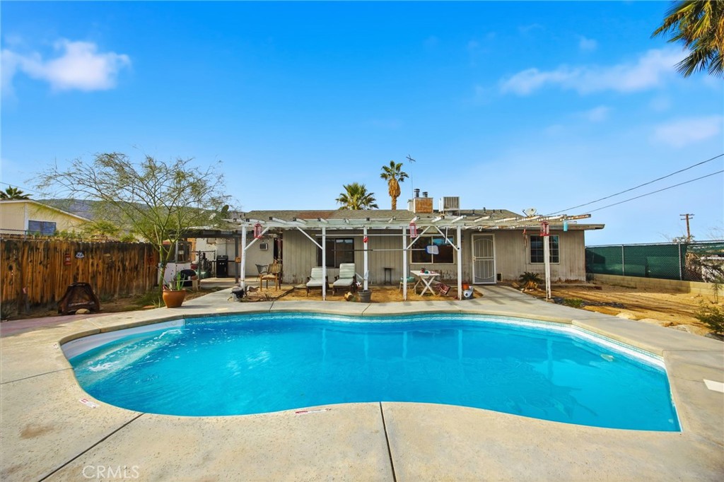 7725 Sahara Property Photo 25
