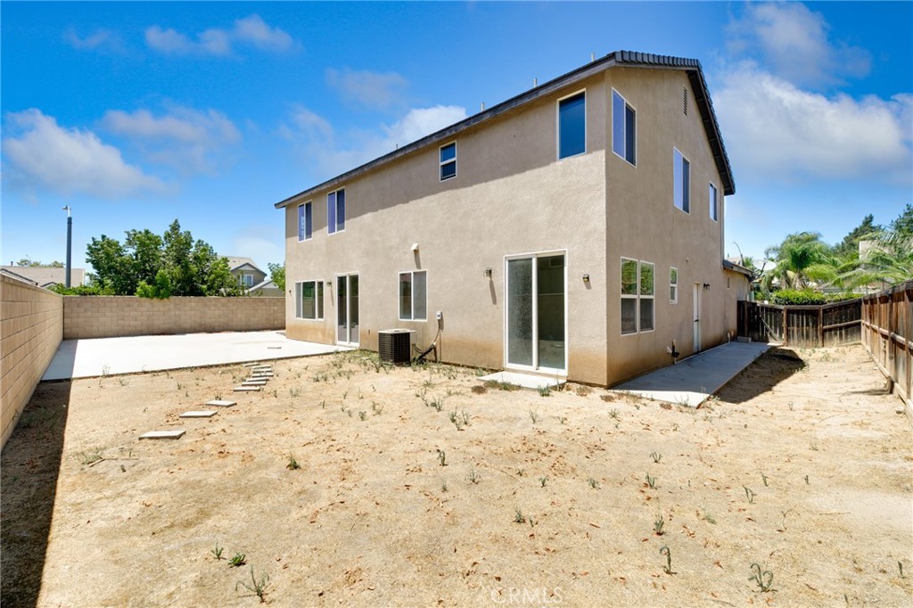 27297 Honey Scented Property Photo 32