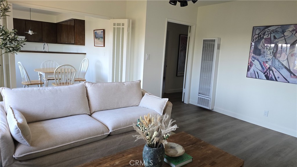 4739 Huntington Drive N Property Photo 10