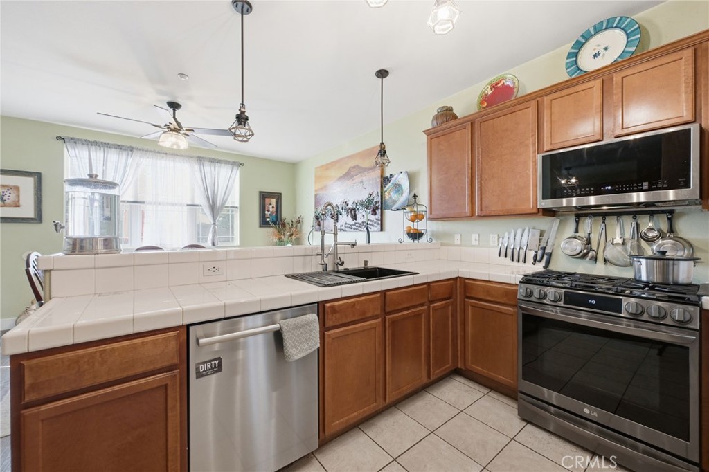 7274 Seeley Court Property Photo 11