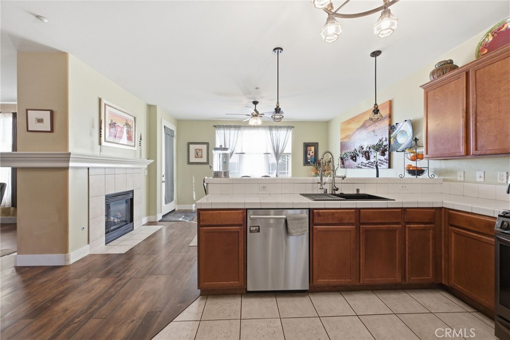 7274 Seeley Court Property Photo 12