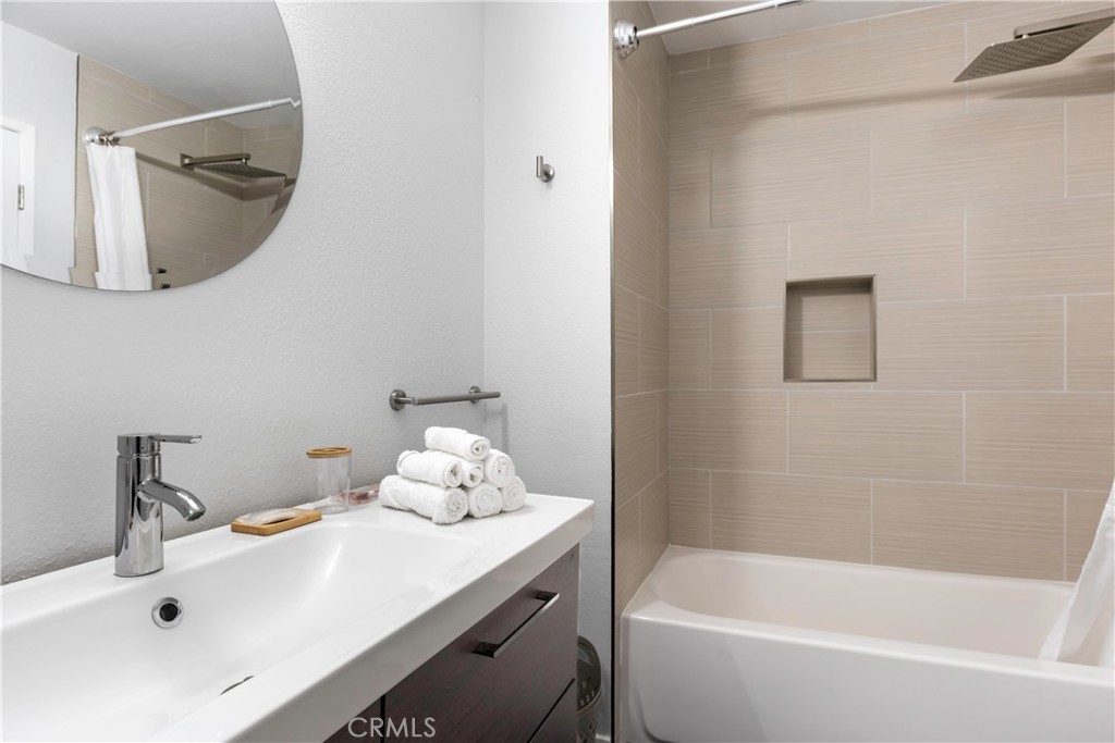 276 Serena Drive Property Photo 19