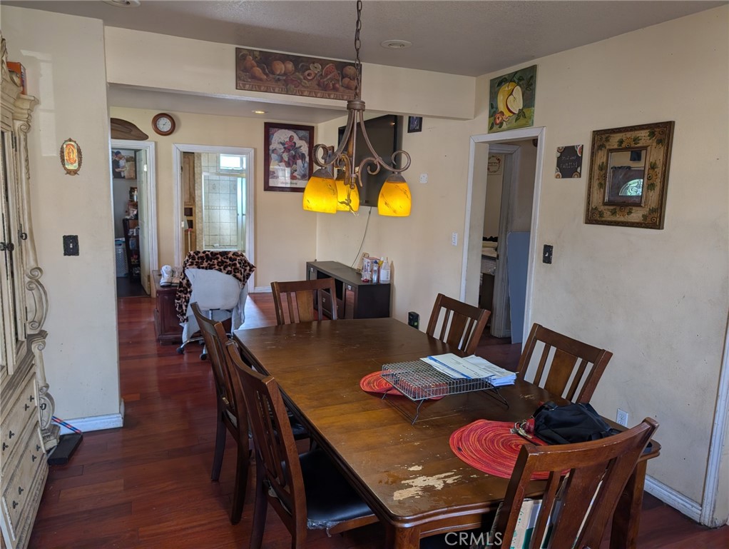 803 S Rowan Property Photo 8