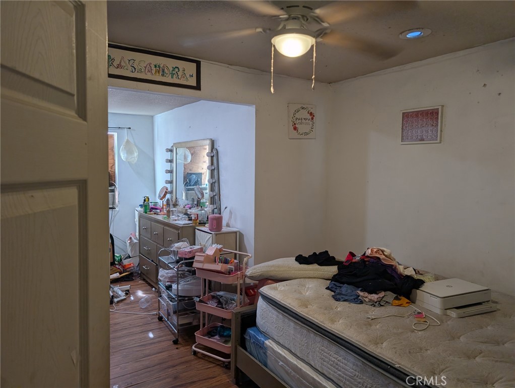 803 S Rowan Property Photo 11